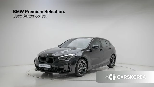 BMW 1 Series (F40) 2023 Черный из Кореи