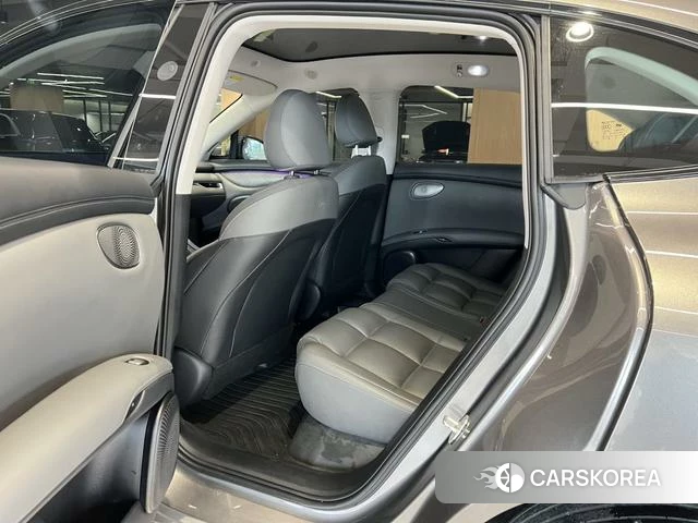 Zhiji Automobile Zhiji LS6 2025 Темно-серый из Китая