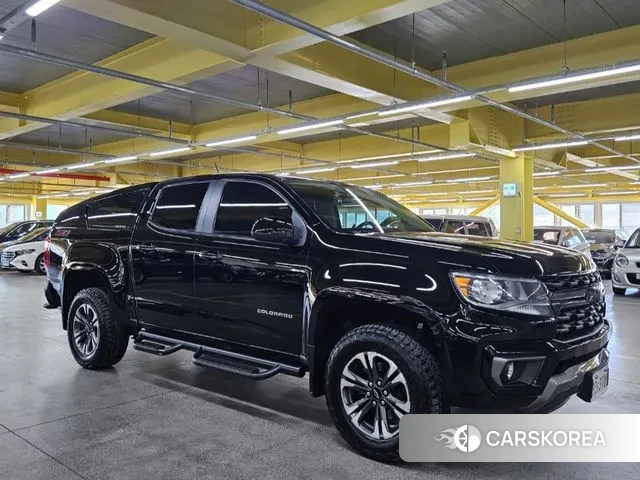 Chevrolet (GM Daewoo) Real New Colorado 2020 Черный из Кореи