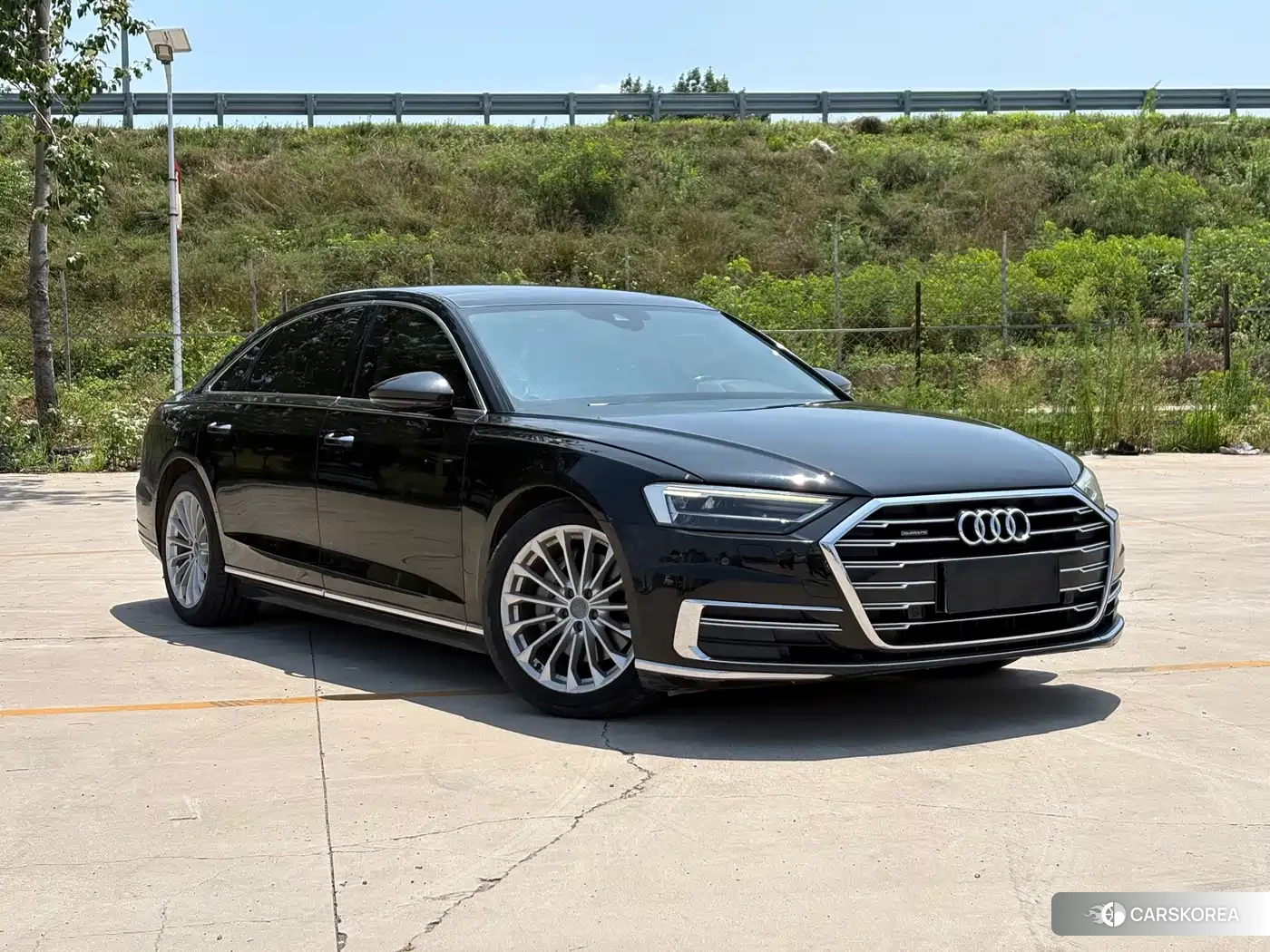 Audi A8 2019 Черный из Китая