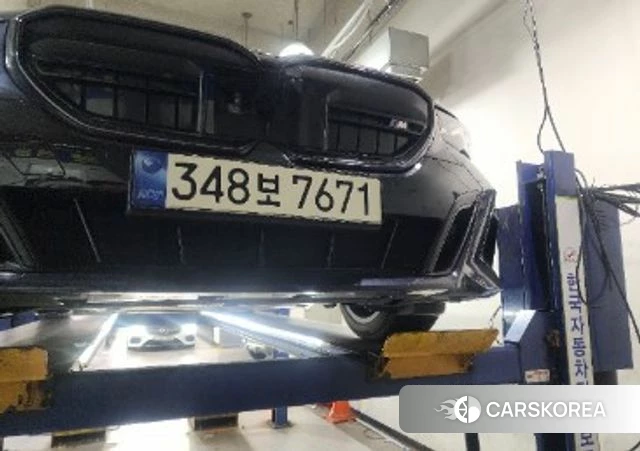 BMW 5 Series (G60) 2024 Черный из Кореи