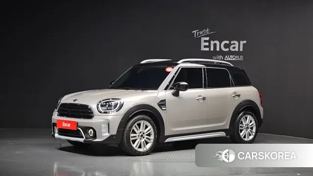 Mini Cooper Countryman 2022 Песочный из Кореи