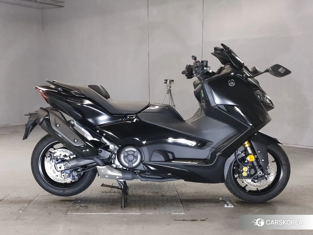Проданный Yamaha T-MAX 560 id 4165101 из Японии