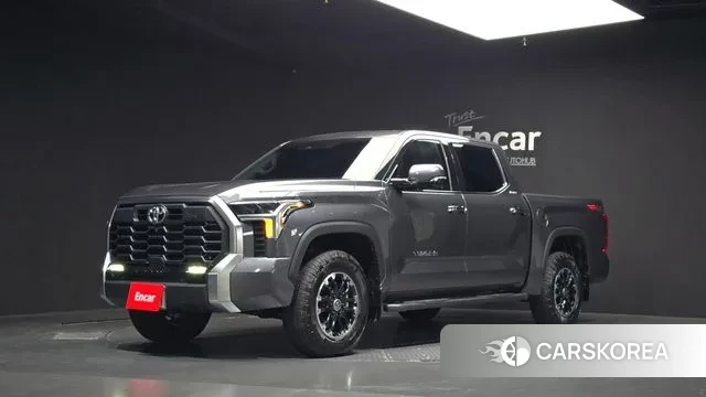Toyota Tundra 2022 Серый из Кореи