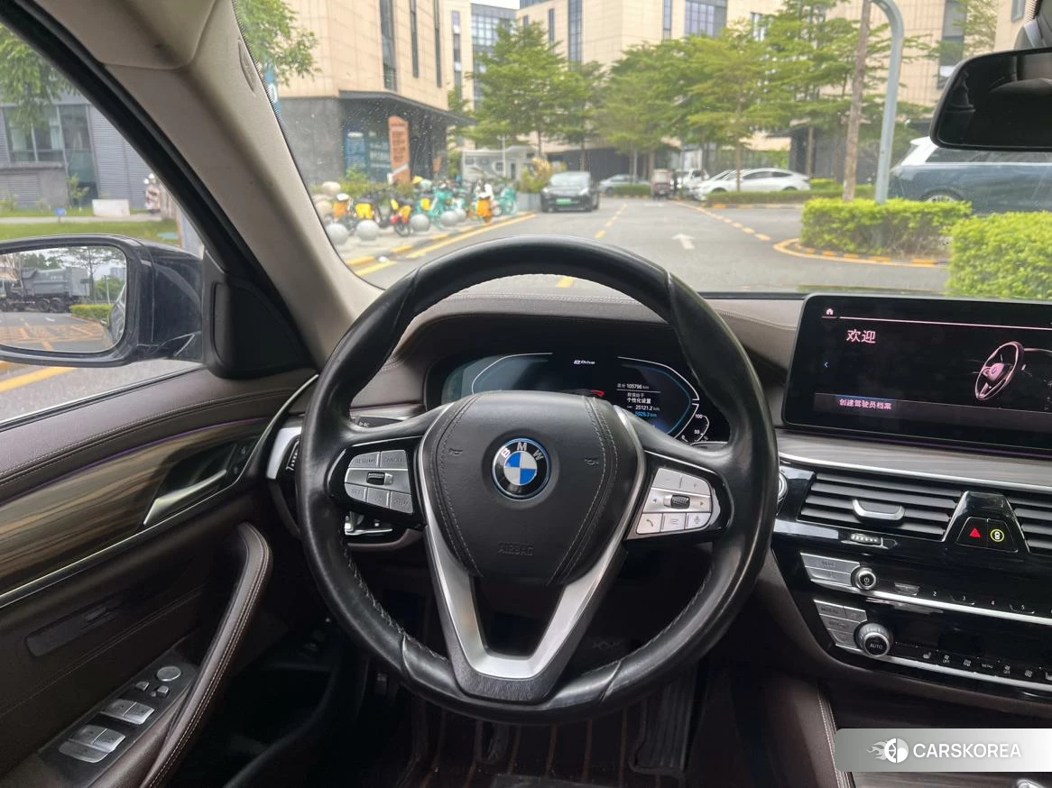 BMW 5 series PHEV 2021 Черный из Китая