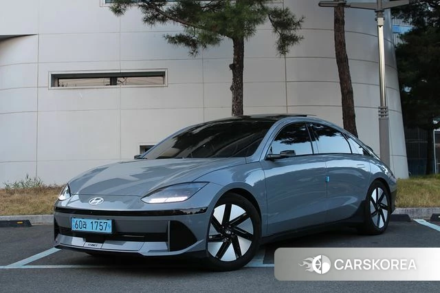 Hyundai Ionic 6 2023 Светло-серебряный цвет из Кореи
