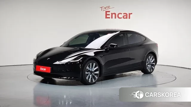 Tesla Model 3 2024 Черный из Кореи