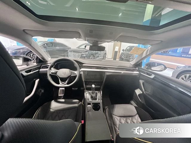 Volkswagen CC 2024 Белый из Китая