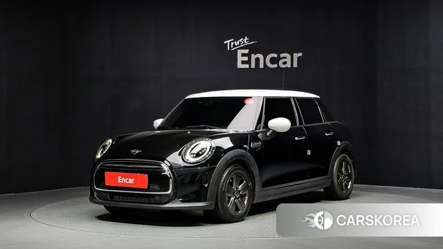 Mini Cooper 2022 Черный из Кореи