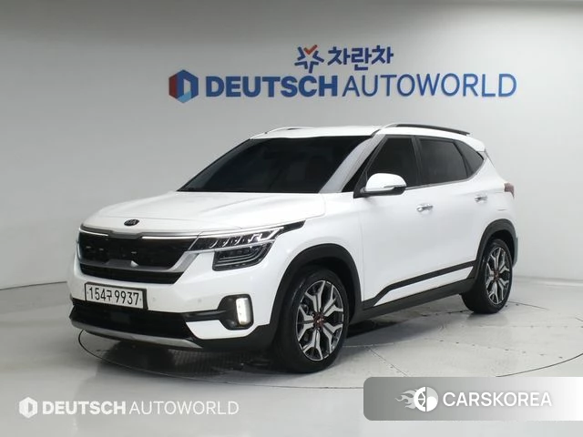Kia Seltos 2021 Белый из Кореи