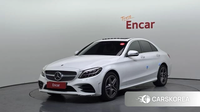 Mercedes-Benz C-Class W205 2021 Белый из Кореи
