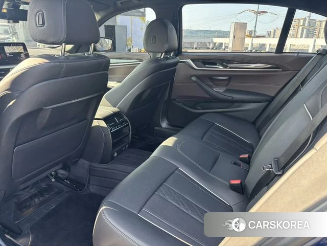 BMW 5 series 2021 Черный из Китая