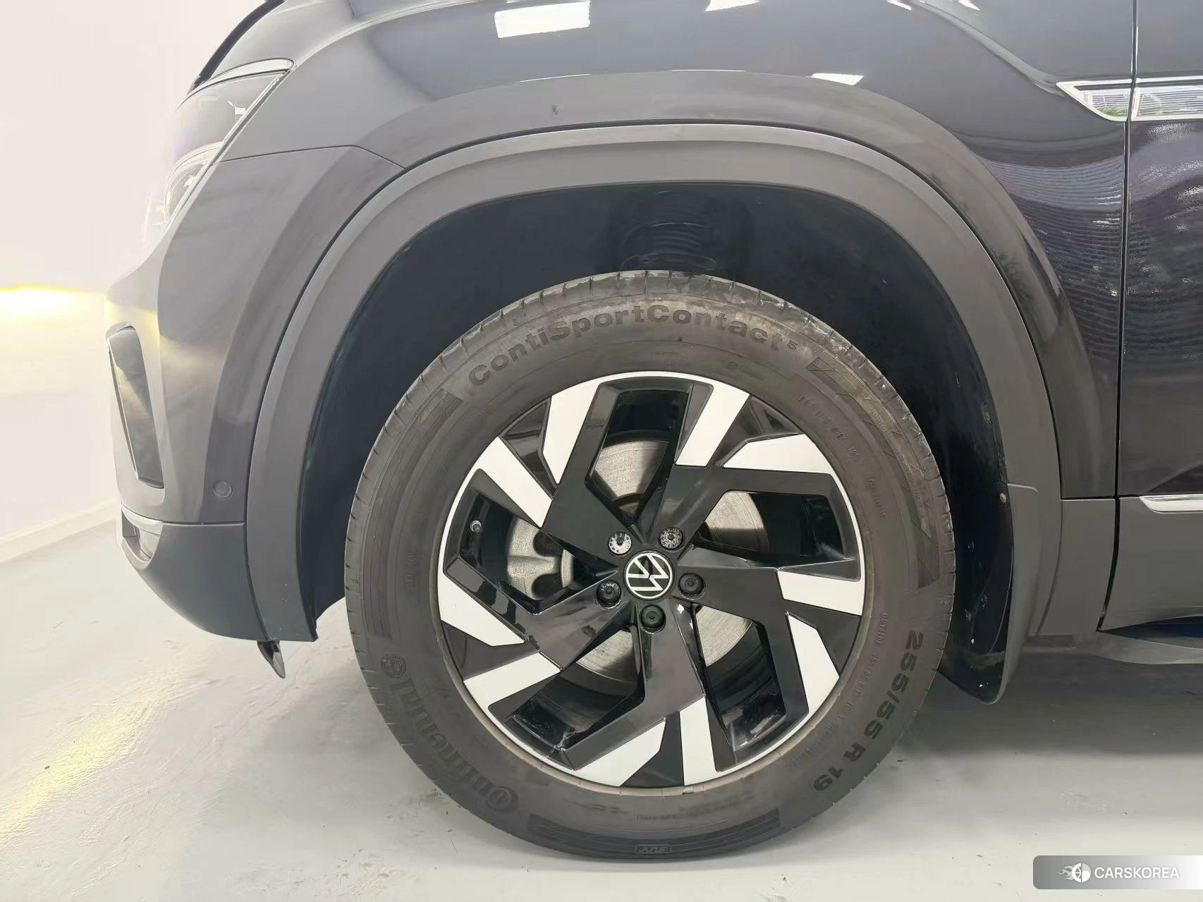 Volkswagen Tourang 2021 Черный из Китая