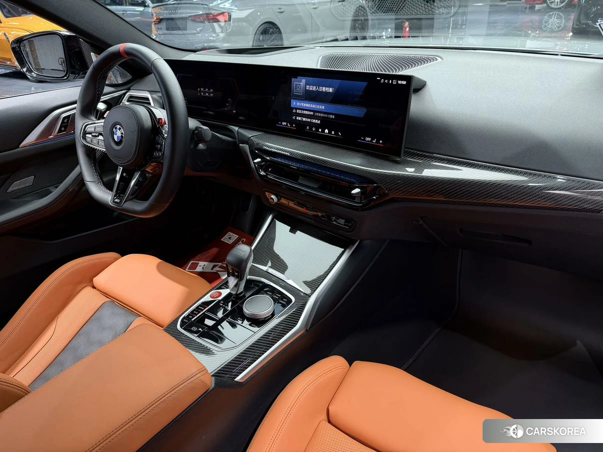 BMW M4 2024 Серебристо-серый из Китая