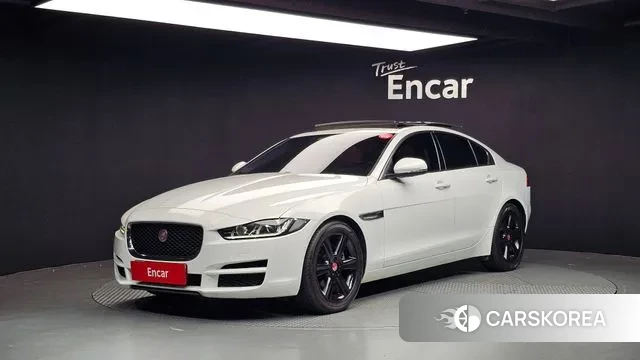 Jaguar XE 2019 Белый из Кореи