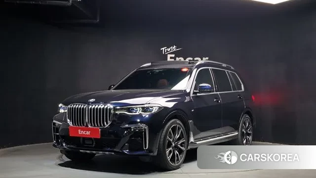 BMW X7 (G07) 2021 Черный из Кореи