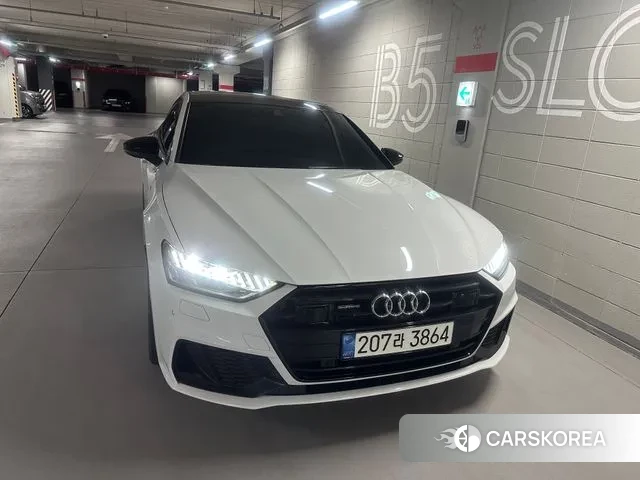 Audi A7 (4K) 2021 Белый из Кореи