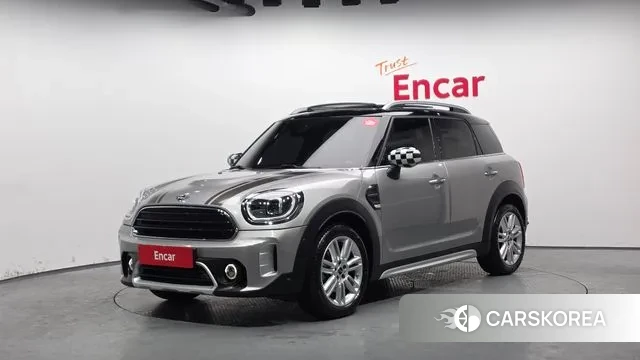 Mini Cooper Countryman 2023 Серебристо-серый из Кореи