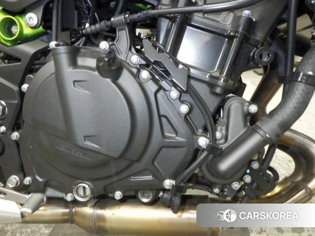 Engine photo