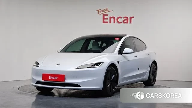 Tesla Model 3 2024 Белый из Кореи