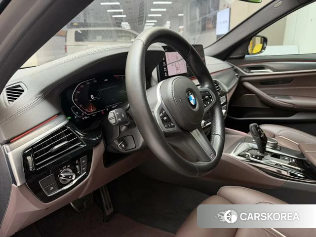 BMW 5 series (imported) 2021 Черный из Китая