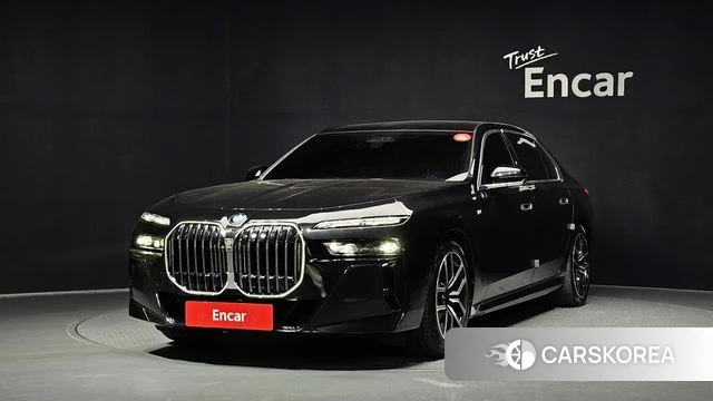 BMW 7 Series (G70) 2024 Черный из Кореи