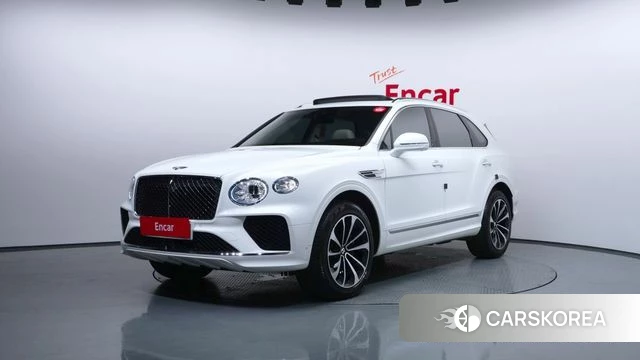 Bentley Bentayga 2024 Белый из Кореи
