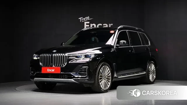 BMW X7 (G07) 2021 Черный из Кореи