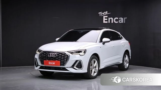 Audi Q3 (F3) 2022 Белый из Кореи