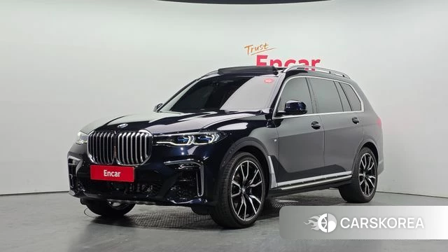 BMW X7 (G07) 2021 Черный из Кореи