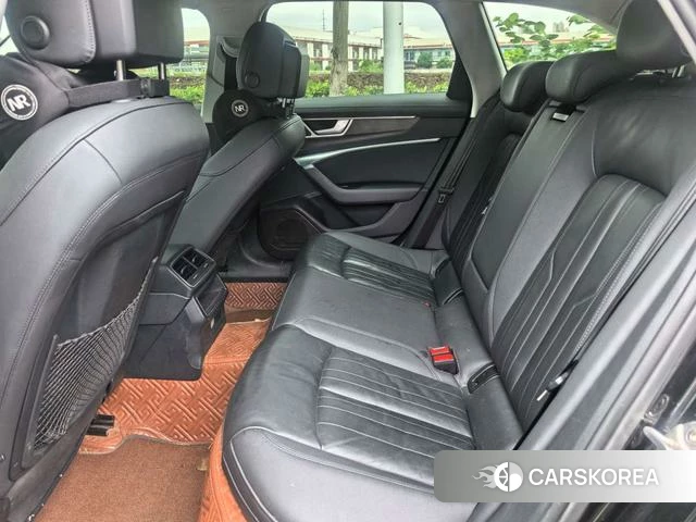 Audi A6 (import) 2021 Черный из Китая