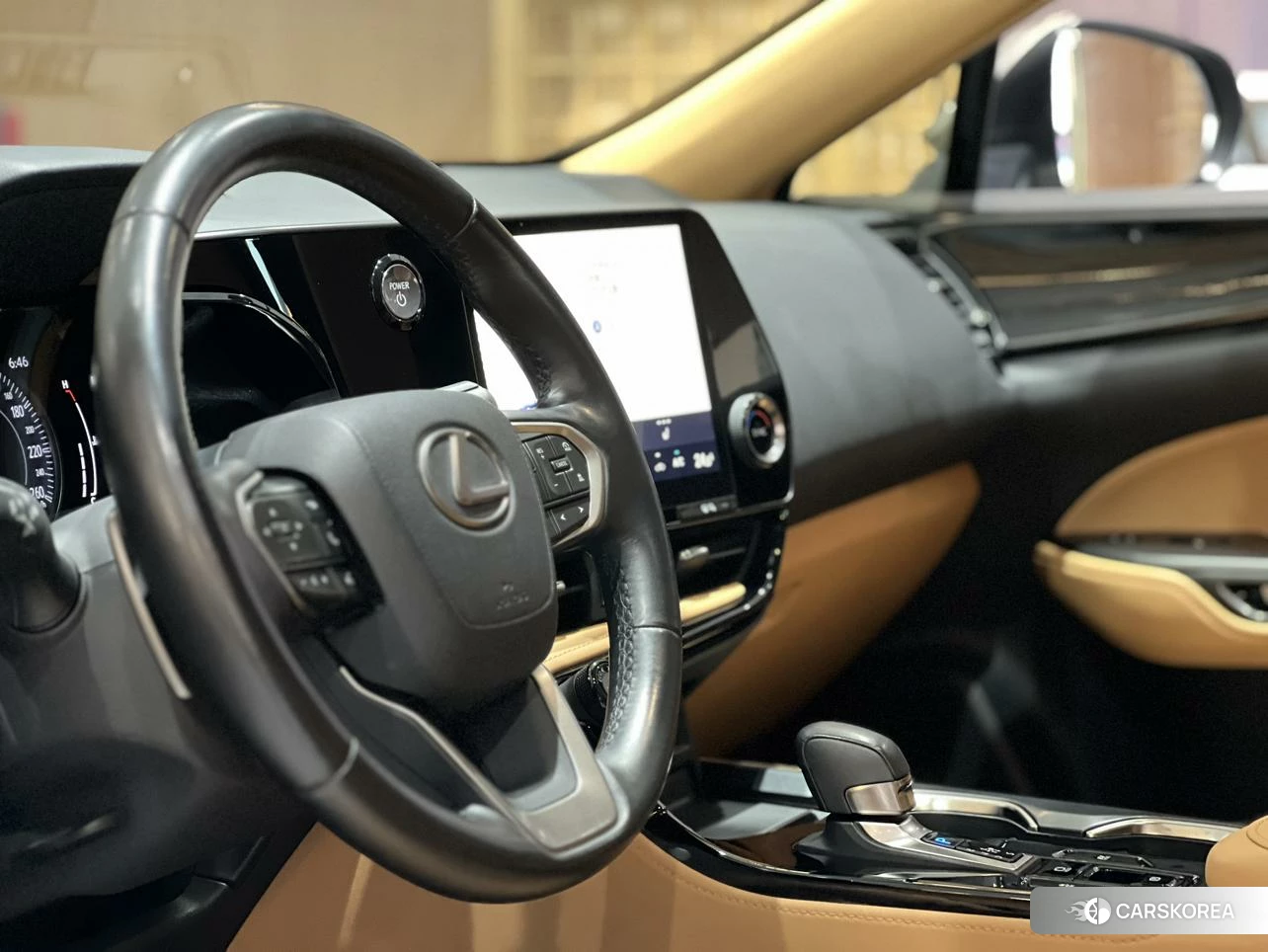 Lexus NX 2023 Серебристо-серый из Китая