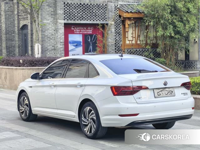 Volkswagen Sagitar 2022 Белый из Китая