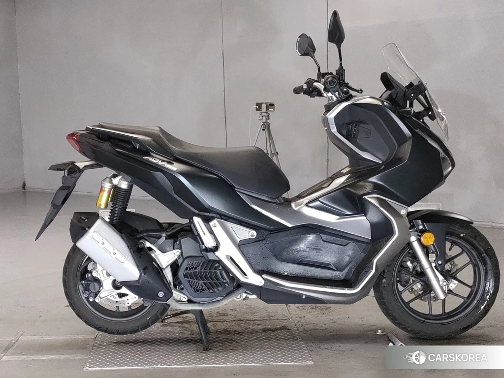 Проданный Honda ADV150 2019 из Японии, фото 2