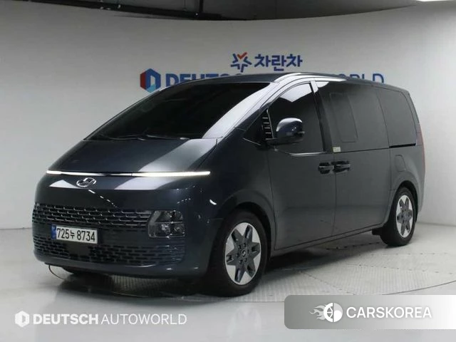 Hyundai Staria 2023 Серый из Кореи
