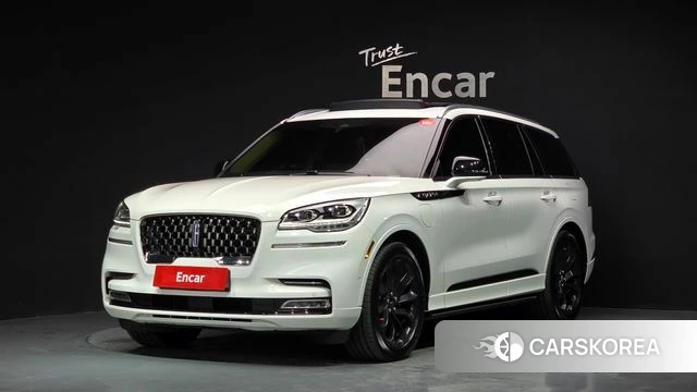 Lincoln Aviator 2nd generation 2021 Белый из Кореи