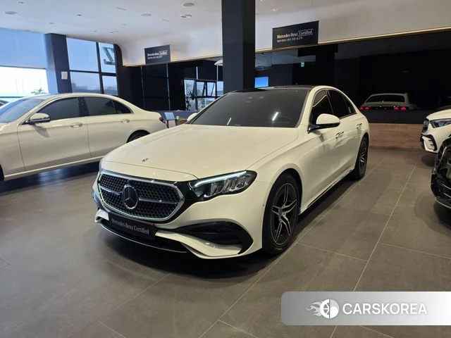 Mercedes-Benz E-Class W214 2025 Белый из Кореи