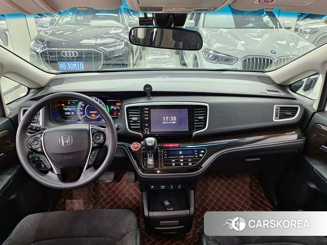 Honda Odyssey 2021 Белый из Китая