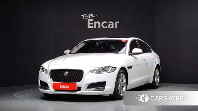 Jaguar XF (X260) 2018 Белый из Кореи