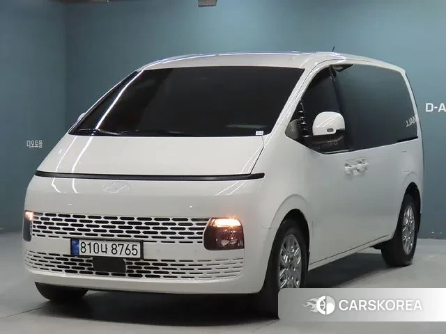 Hyundai Staria 2025 Белый из Кореи