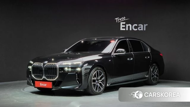 BMW 7 Series (G70) 2023 Черный из Кореи