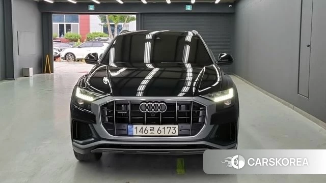 Audi Q8 (4M) 2021 Черный из Кореи