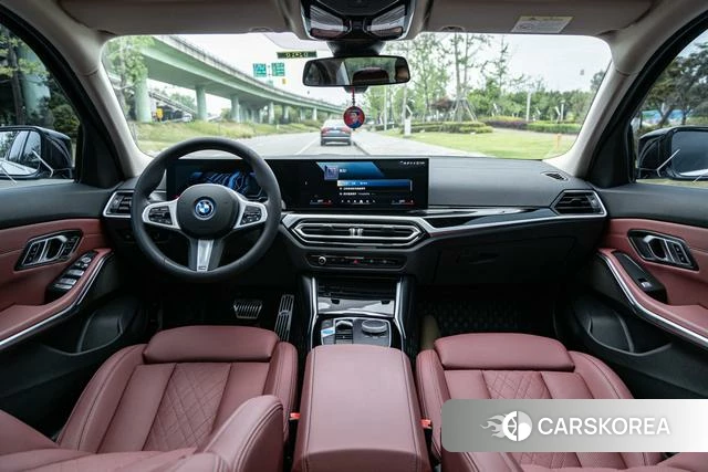 BMW i3 2024 Белый из Китая