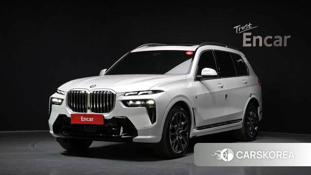 BMW X7 (G07) 2025 Белый из Кореи
