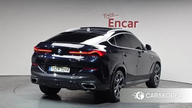 BMW X6 (G06) 2022 Черный из Кореи