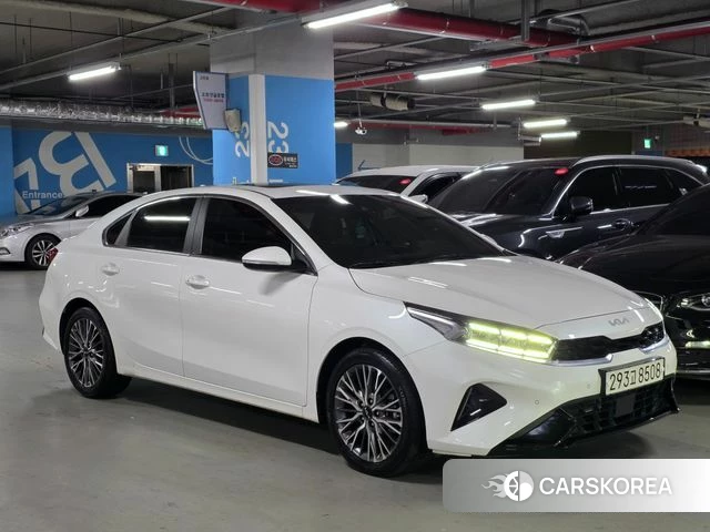 Kia The New K3 2nd generation 2022 Белый из Кореи