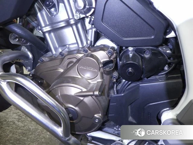Engine photo