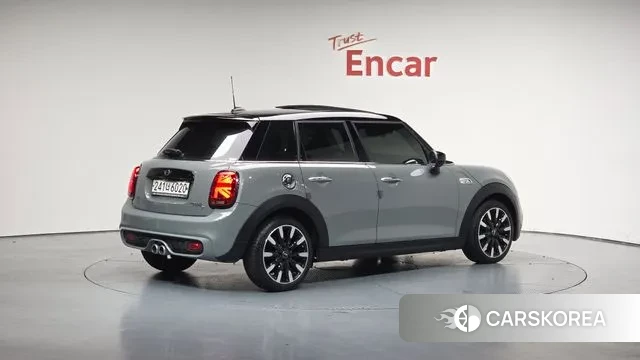 Mini Cooper S 2020 Серебристо-серый из Кореи