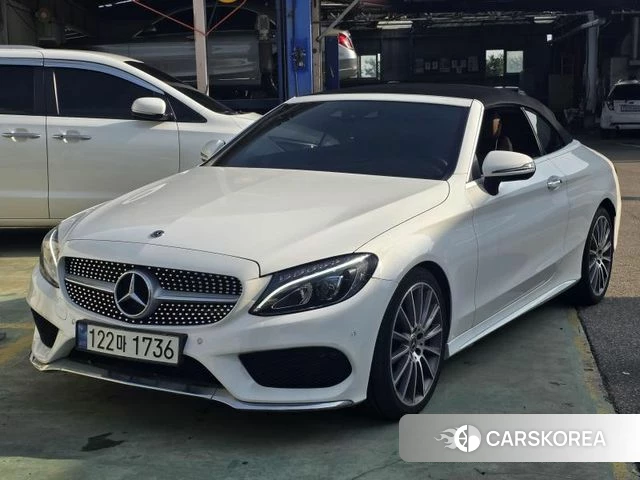 Mercedes-Benz C-Class W205 2018 Белый из Кореи