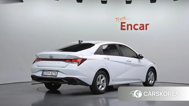 Hyundai Avante (CN7) 2021 Белый из Кореи